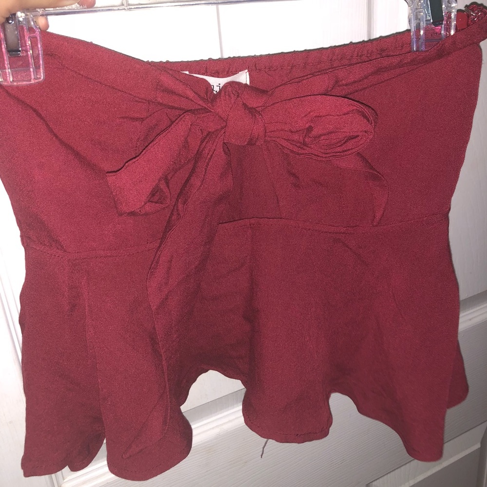 Maroon/ red babydoll tie front strapless top - Picture 3 of 4